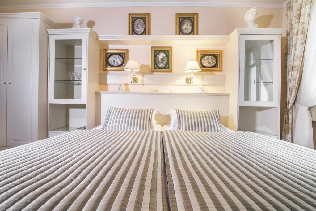 Фото Karlsbad Grande Madonna