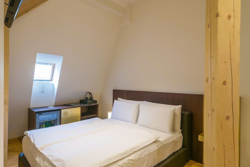 Фото Отель Golden Crown