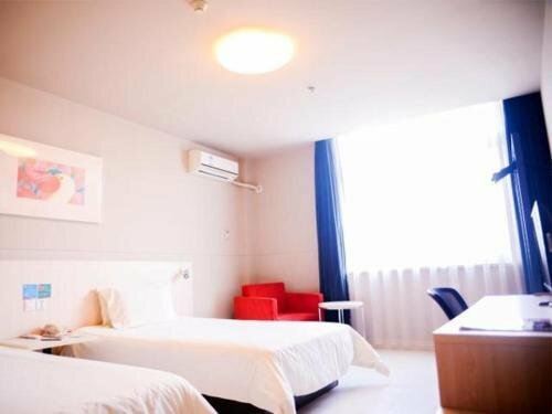 Hotel Jinjiang Inn Yizheng Daqing North Road Branch, Yizheng, photo