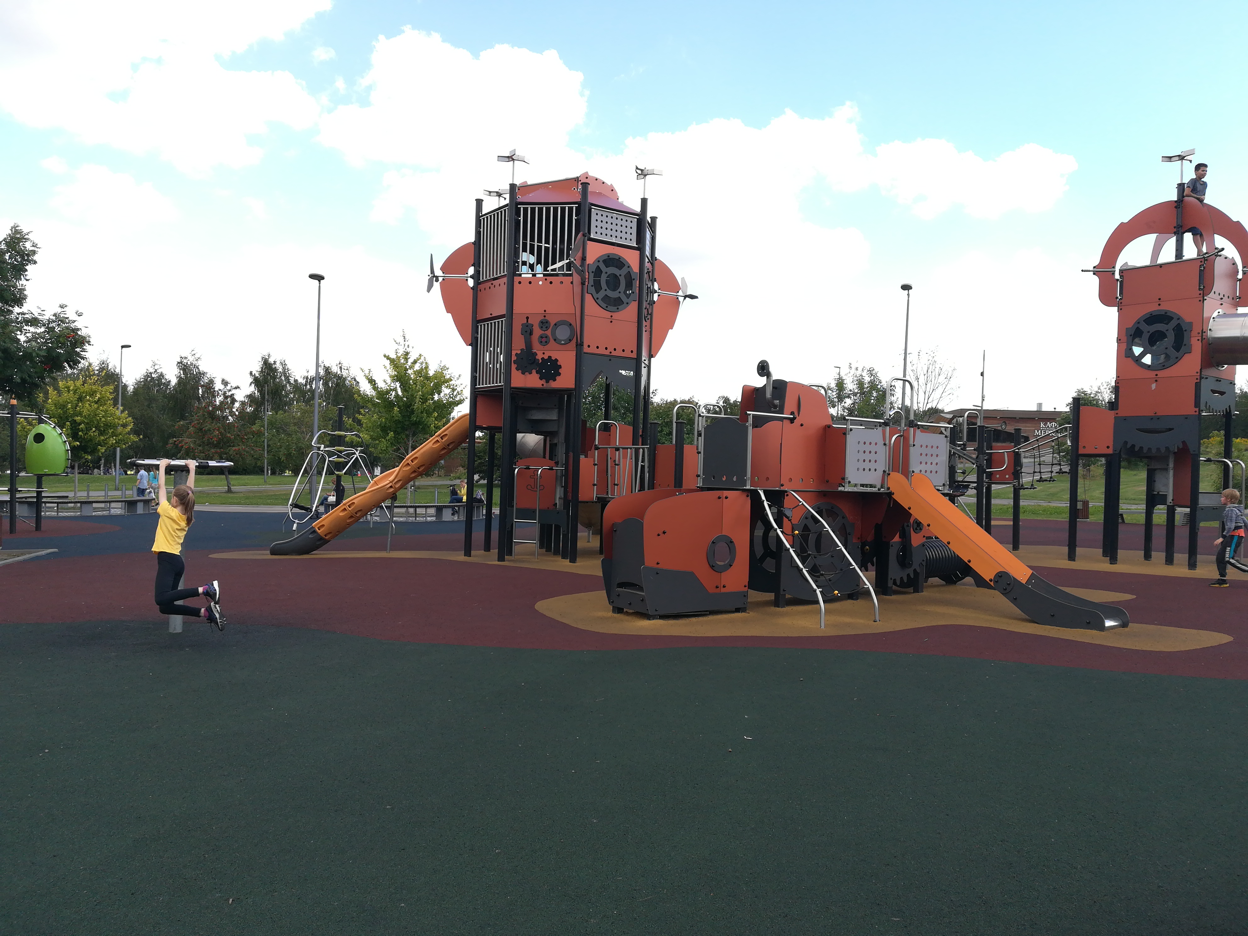 Детская площадка, детская площадка, Москва, парк имени Юрия Лужкова —  Яндекс Карты