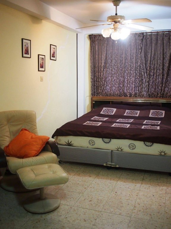 Фото Wong Amat House