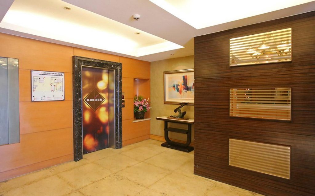 Фото Elegance Hotel