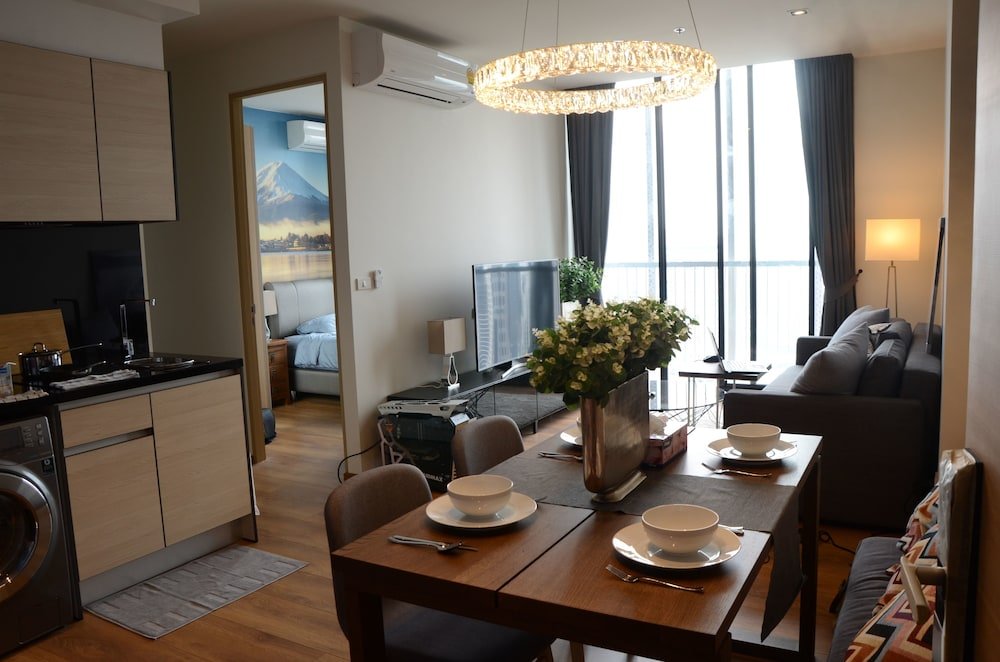 Фото 24 Inn Hotel