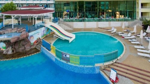 Гостиница Red Hotel Lozenetz в Лозенце