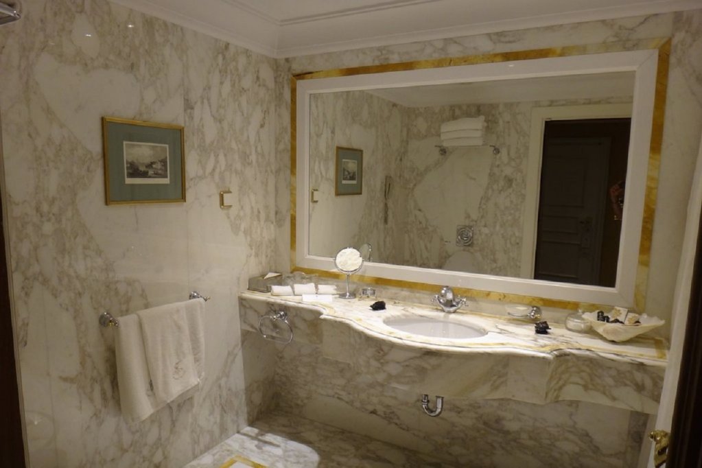 Фото Royal Olympic Hotel