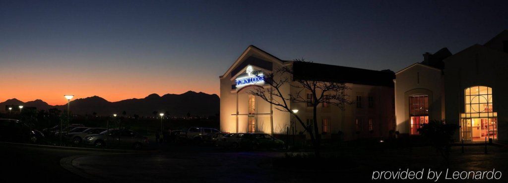 Фото Town Lodge George