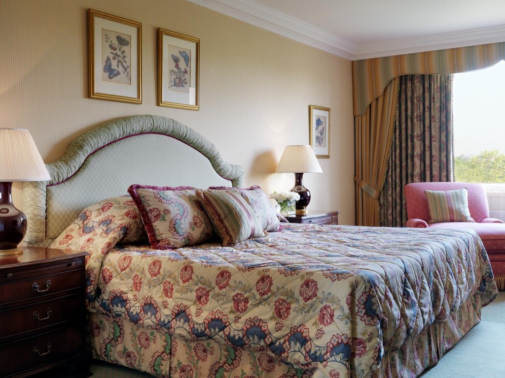 Фото Cheval Thorney Court