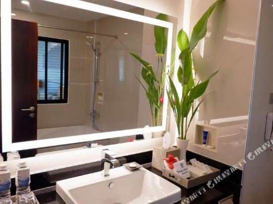 Фото Consiana Vang Vieng Hotel