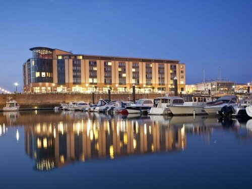 Гостиница Radisson Blu Waterfront Hotel, Jersey