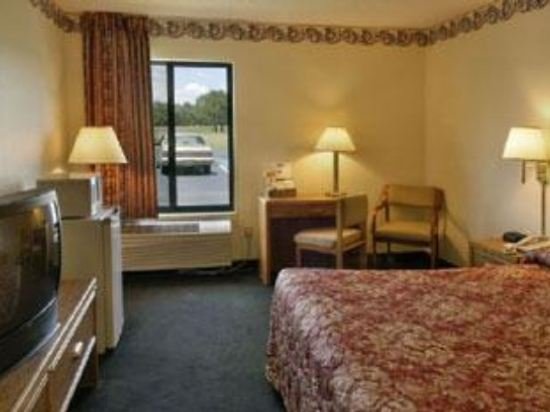 Фото Howard Johnson by Wyndham Scott Lafayette