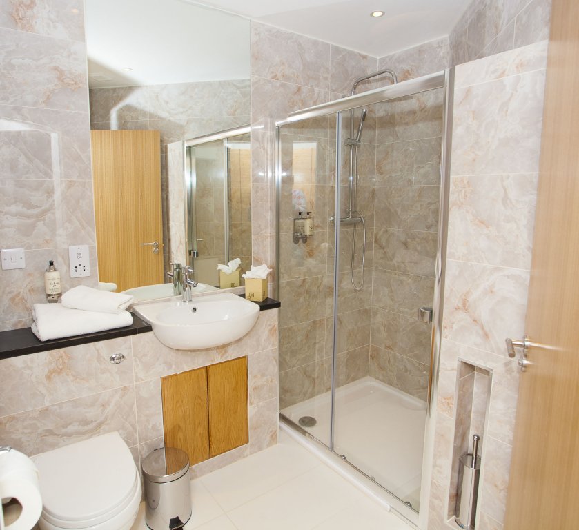 Фото Royal Athenaeum Suites