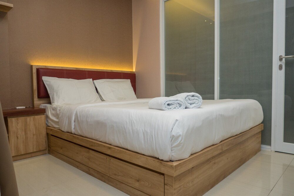 Фото Gorgeous 2BR Apartment at Gateway Pasteur