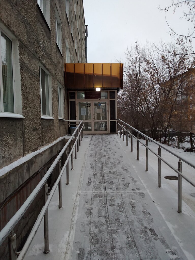 Hospital Gbuz Demidovskaya tsentralnaya gorodskaya bolnitsa Terapevtichesky korpus, Nizhniy Tagil, photo