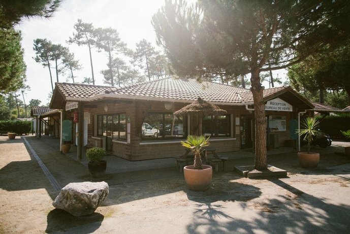 Гостиница Village Natureo в Сеньосе