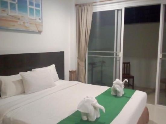 Фото Baan Oui Phuket Guest House