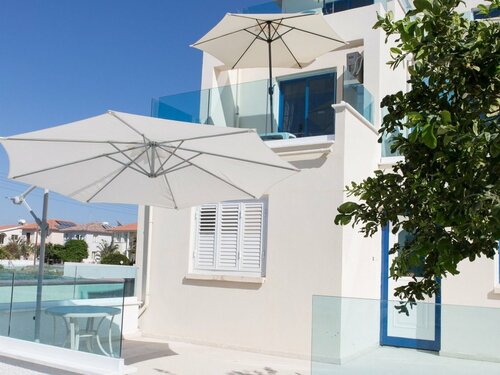 Гостиница Must Stay - Evripidou Holiday Flats в Ларнаке