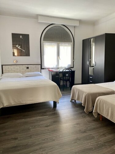 Гостиница Hotel Lutetia в Каннах