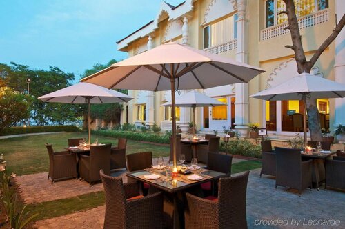 Гостиница The Gateway Hotel Ambad в Нашике