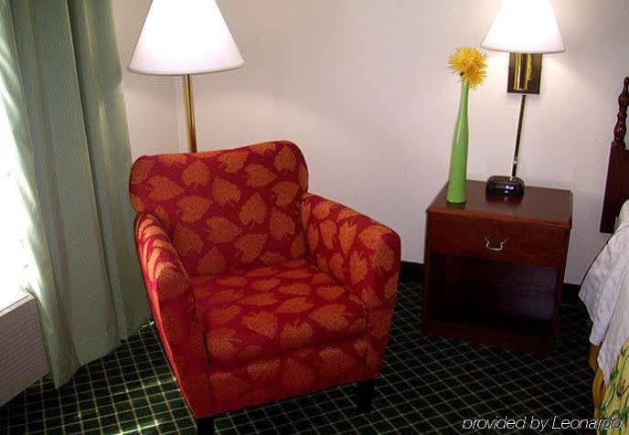 Фото Fairfield Inn & Suites Dayton Troy