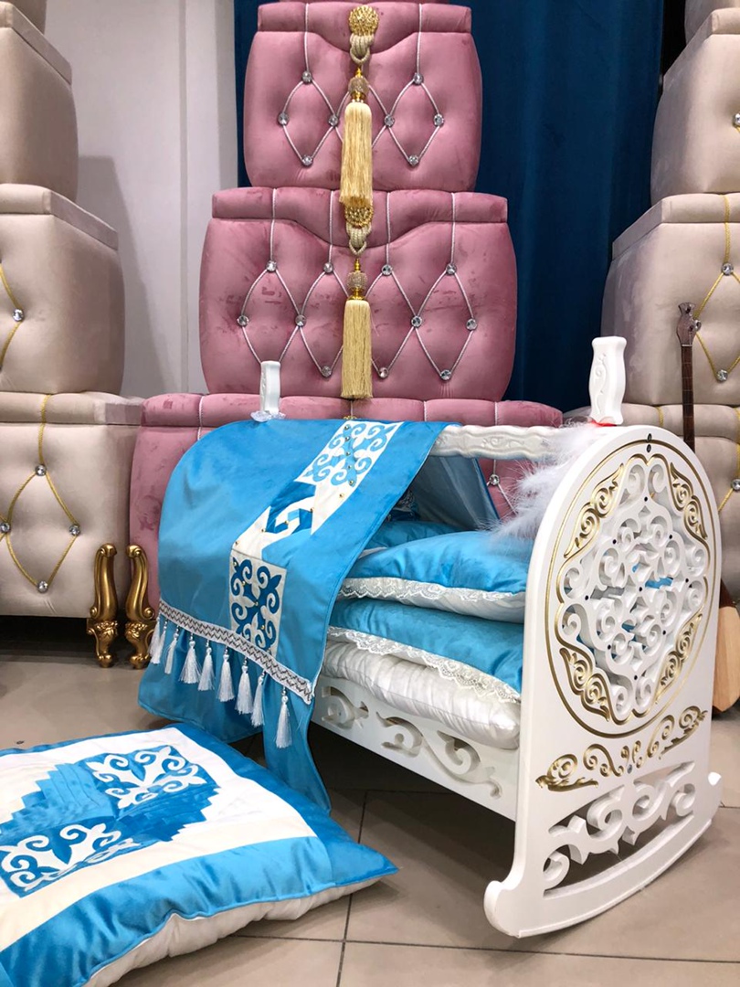 Эльза Raven құйрық секс