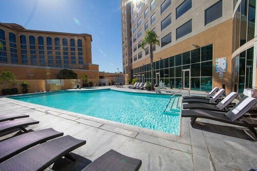 Гостиница Anaheim Marriott Suites в Гарден Грове