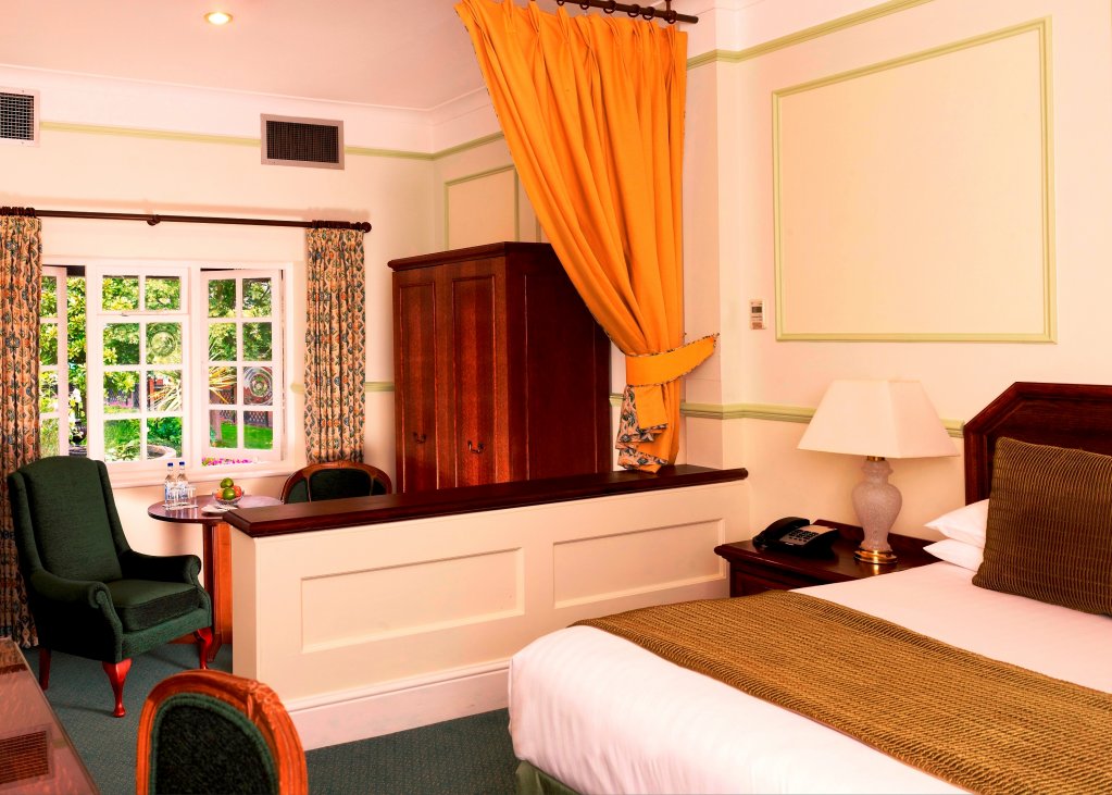 Фото Marygreen Manor Hotel