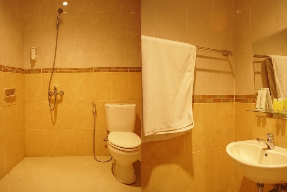 Фото Oyo 142 Hotel Al Furqon Syariah