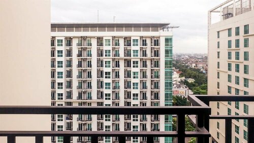 Homey Woodland Park Apartment Near Kalibata Plaza
