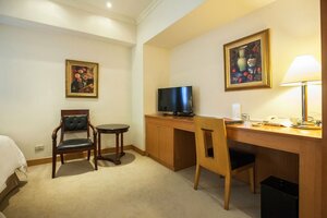 Gloria Prince Hotel Taipei (No 369 Lin Sen North Road), hotel