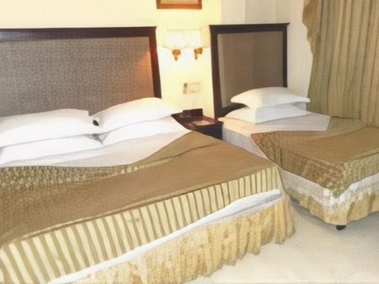 Фото Pearl City Hotel