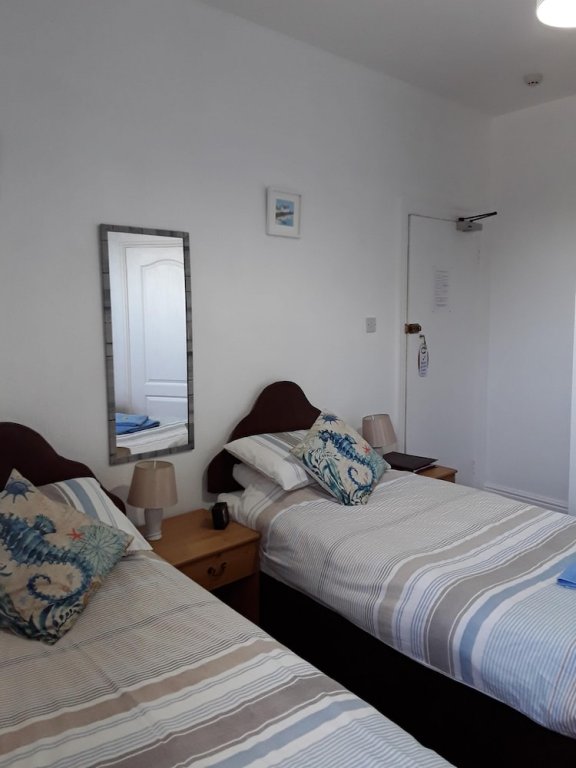 Фото Merriedale Guest House
