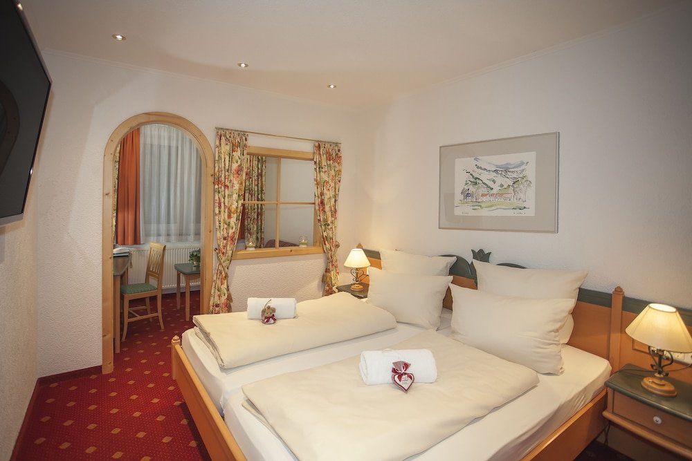 Фото Hotel Arnika