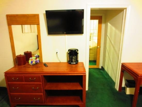 Фото Canadiana Motel