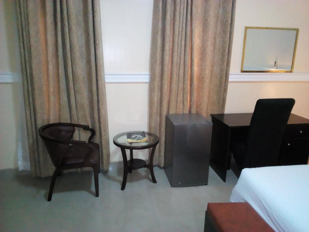 Фото Edmudian Court Luxury Apartments