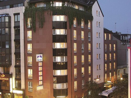 Гостиница Hotel Dusseldorf City by Tulip Inn в Дюссельдорфе