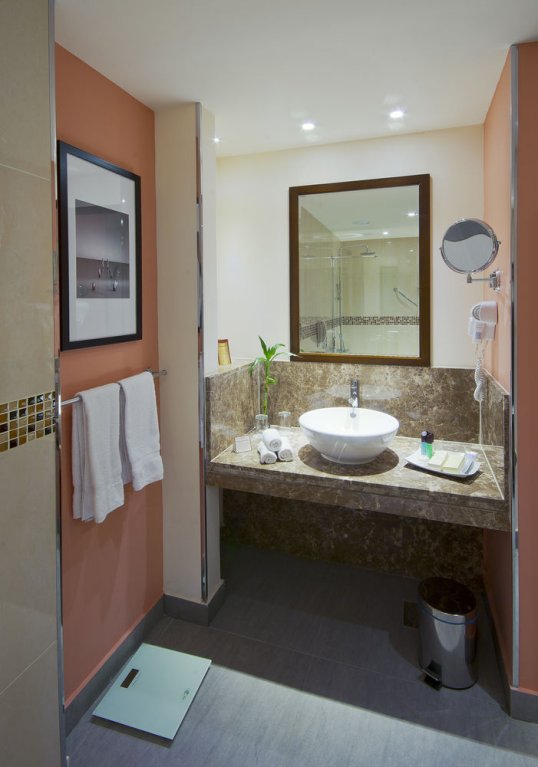 Фото Mena Hotel Riyadh