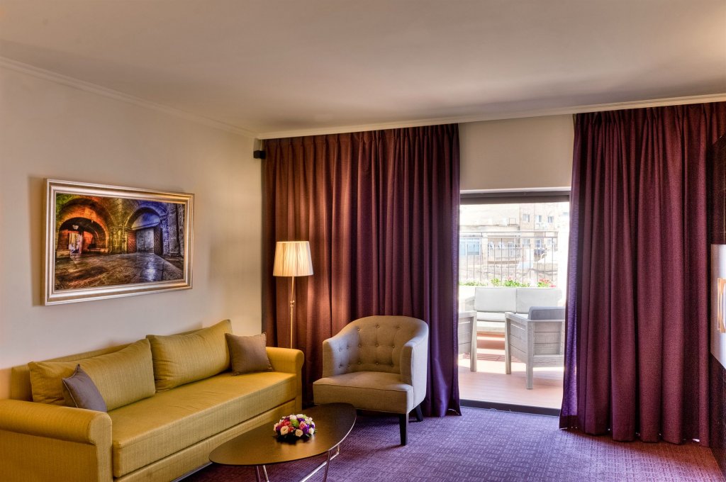 Фото Montefiore Hotel