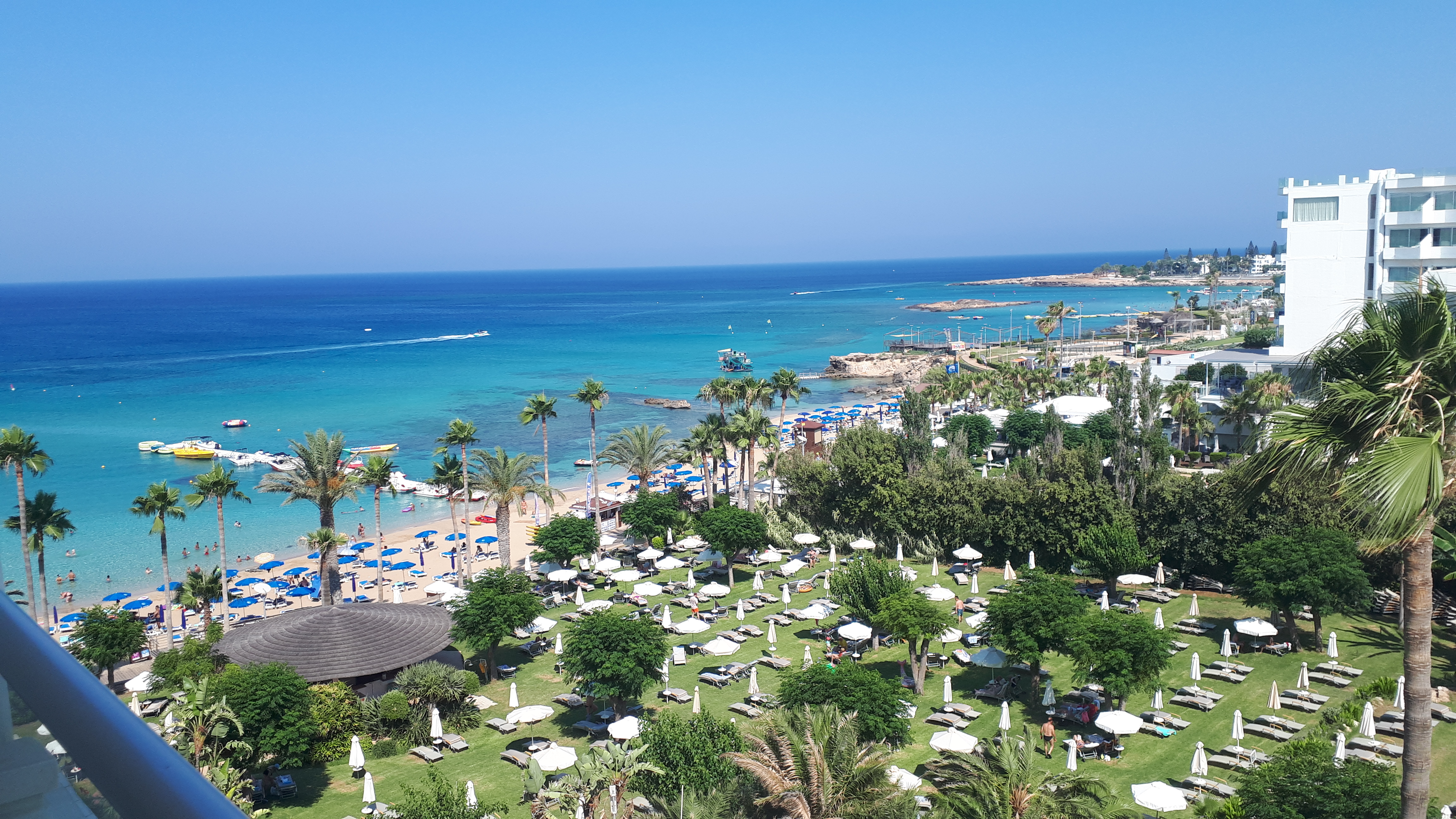 Фото Sunrise Beach Hotel