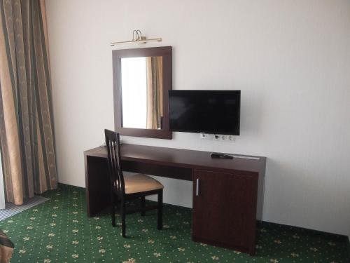 Фото Соната