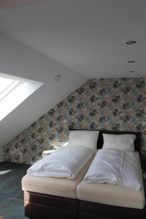 Фото Apartments zum Roten Lamm