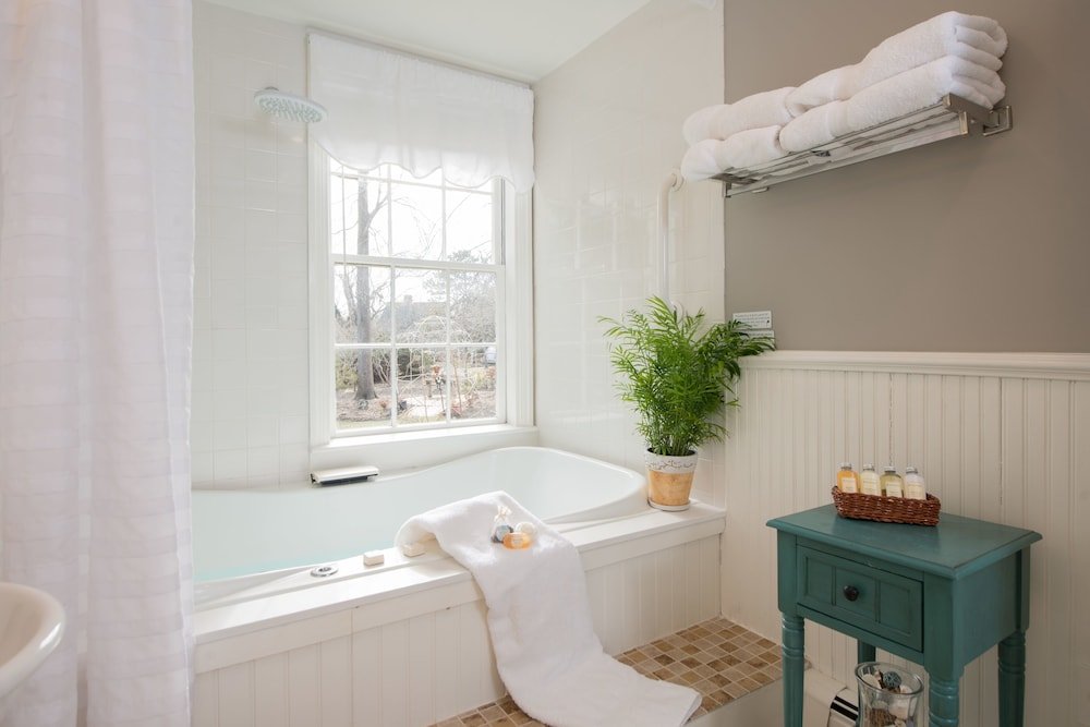 Фото Captain Farris House