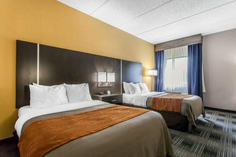 Гостиница Comfort Inn Cleveland Airport