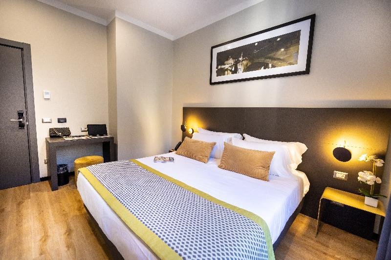 Фото The Cross Hotel