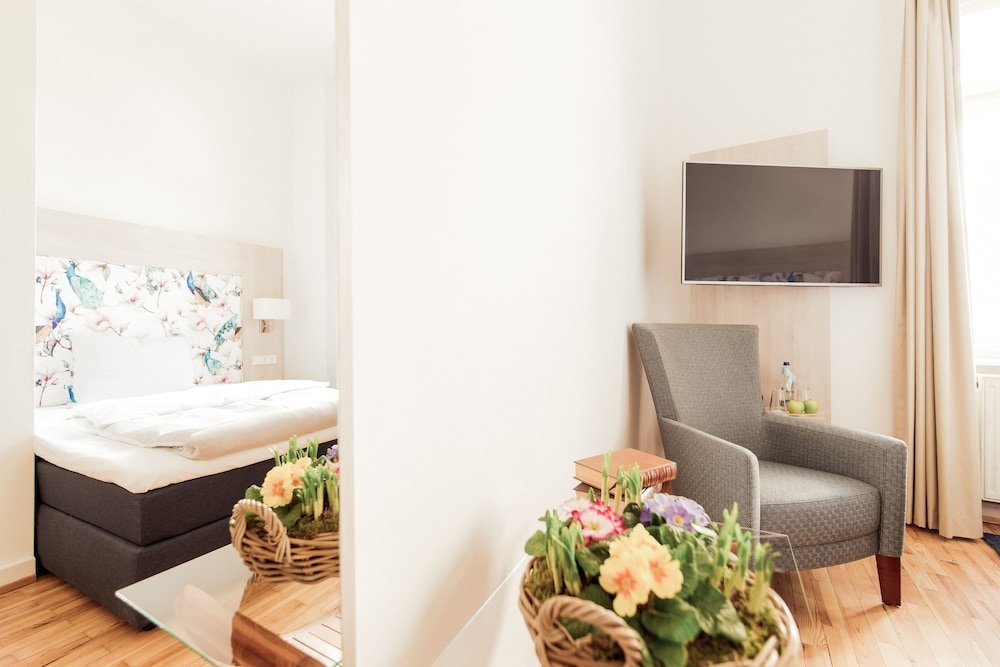 Фото Denner Hotel