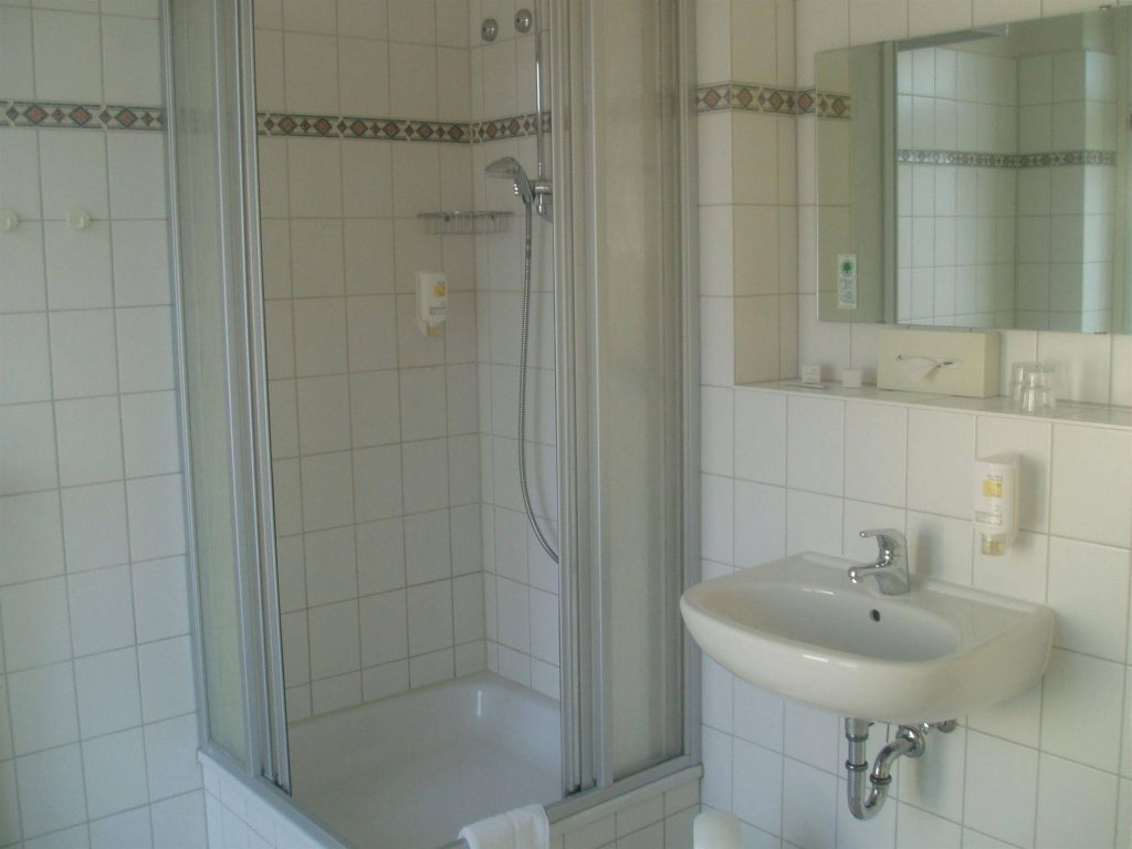 Фото Hotel Niedersaechsischer Hof