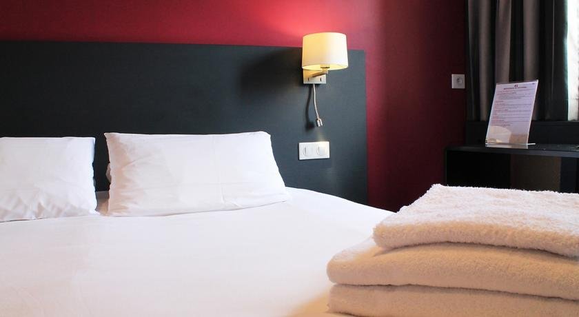 Фото Hôtel Restaurant Le Victoria