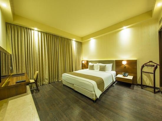 Фото Iscon The Fern Resort & SPA, Bhavnagar