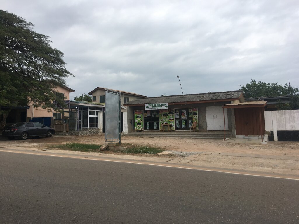 Alternative medicine Franko herbal, Accra, photo