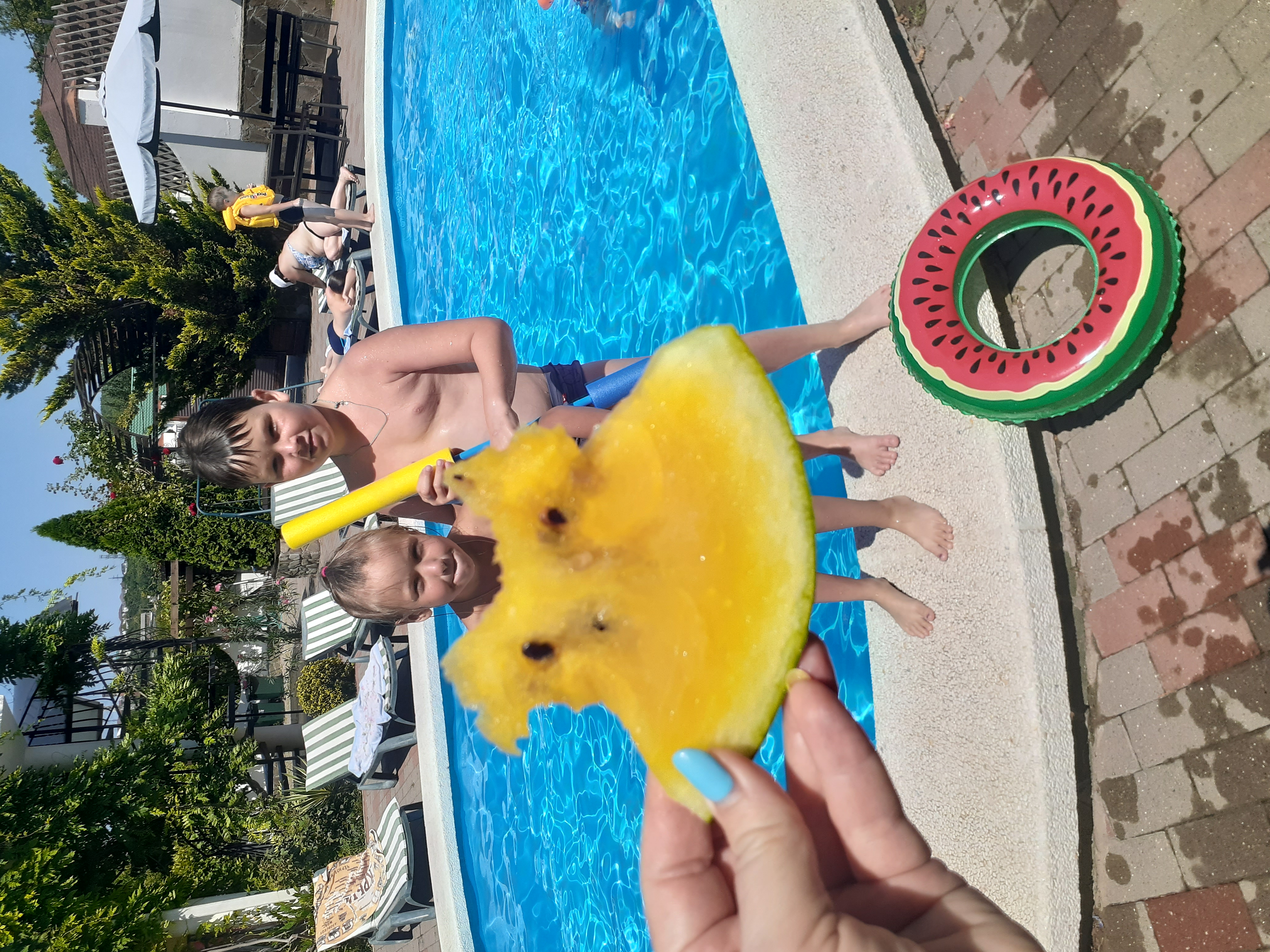 Фото Селена