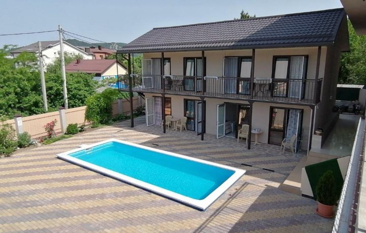 Фото отеля 1